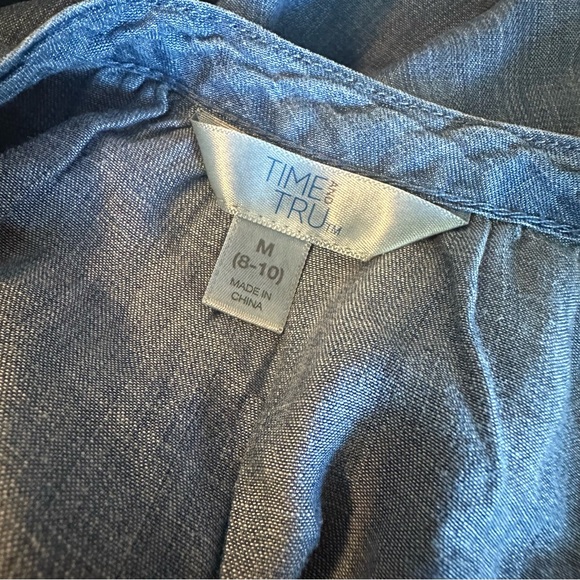 NWT Time and Tru Tank Top Women’s Blue Chambray Sleeveless Blouse M Medium - Picture 5 of 6